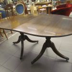 715 4538 DINING TABLE